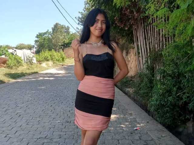 Foto av profilen PrincessAriahsquirty4u2