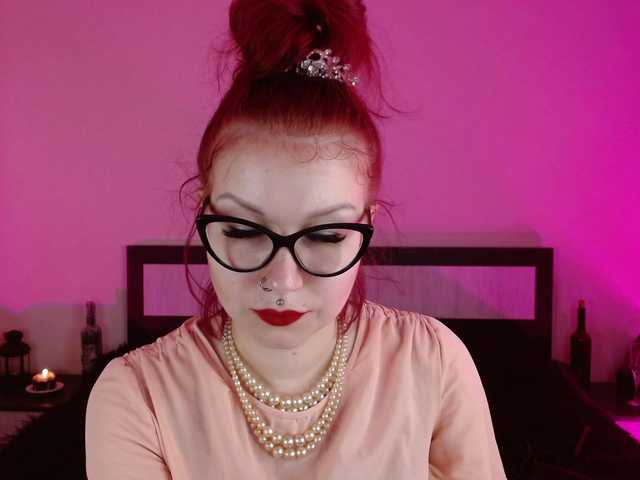 Foton Goddess_Amanita You Glamournatrix Findomme will humiliate you gently