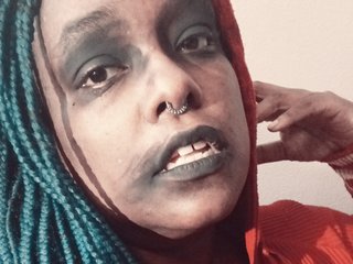 Erotisk videochatt Queenie-Bee