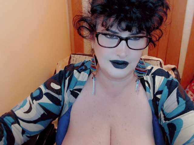 Foton QueenOfSin GODESS ​OF ​YOUR ​SOUL ​AND ​QUEEN ​OF ​SIN ​IS ​HERE!​SHOW ​ME ​YOUR ​LOVE ​AND ​I ​SHOW ​YOU ​PARADISE!#​mistress#​bbw