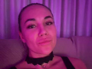Erotisk videochatt QWEENII