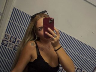Erotisk videochatt Raianna