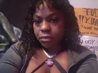 Erotisk videochatt RaiNNTheDickWhisperer