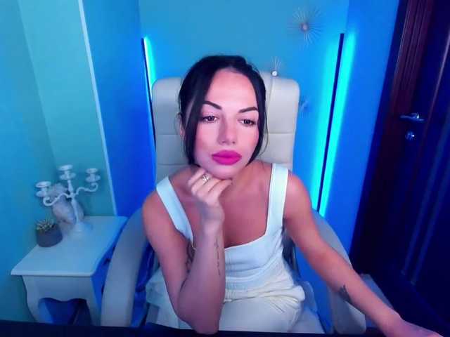 Foton Addicted_to_u Glad to see everyone! Show only in private! Get up 50 ..s2s 200 ... Order pizza for me -1234 tokens .. Give a bouquet of flowers 1500..Food for my bald cat 707) Blown up in private - 500 tokens) blowjob in private 666 ) toys in private -987 tokens