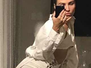 Erotisk videochatt REALMEANTINA