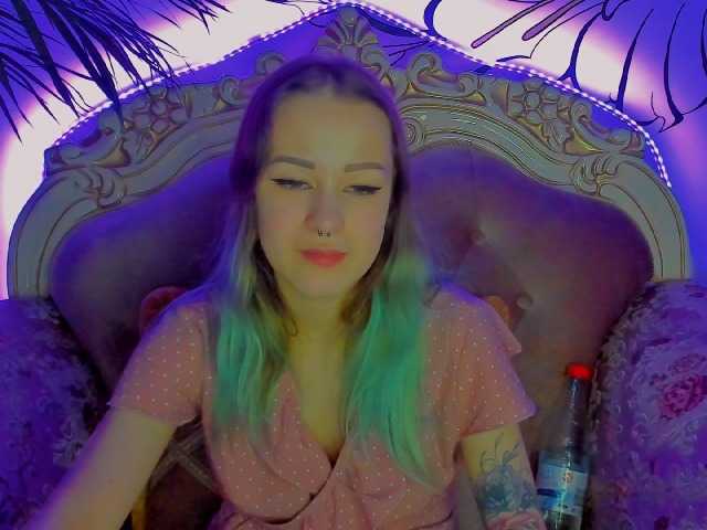 Sändningsbilder rebeccaley