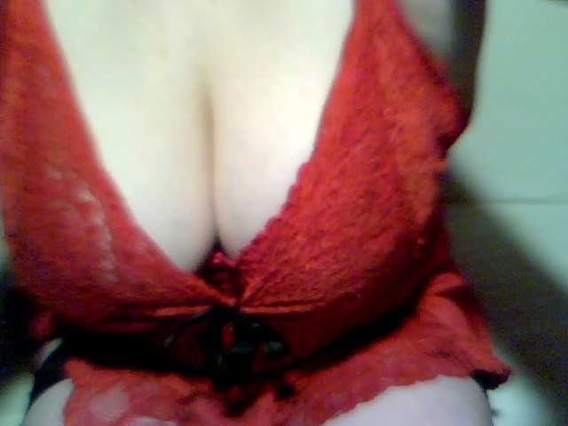 Foton redcherry I love to caress my pussy and cum in ecstasy, your gifts cheer up and make my pussy get wet Make love. I have a sound, turn it on