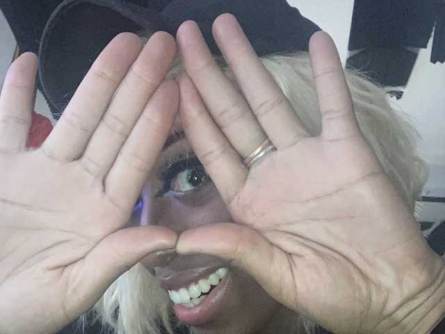 Foto av profilen AaliyahD