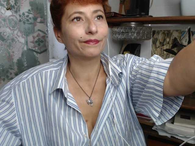 Foton Ria777 I love hearing the tinkle of tips!Like me - 20tips or more) like my smale -20tips or more)like my eyes-20tips or more)stand up-30tips or more)open u cam-30tips)