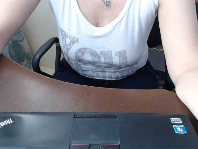 Foton Ria777 I love hearing the tinkle of tips!Like me - 20tips or more) like my smale -20tips or more)like my eyes-20tips or more)stand up-30tips or more)open u cam-30tips)