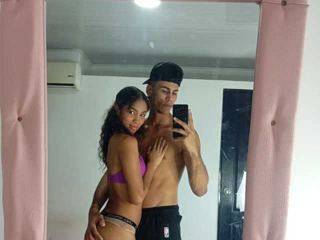 Foto av profilen Riley-And-Happy-AE
