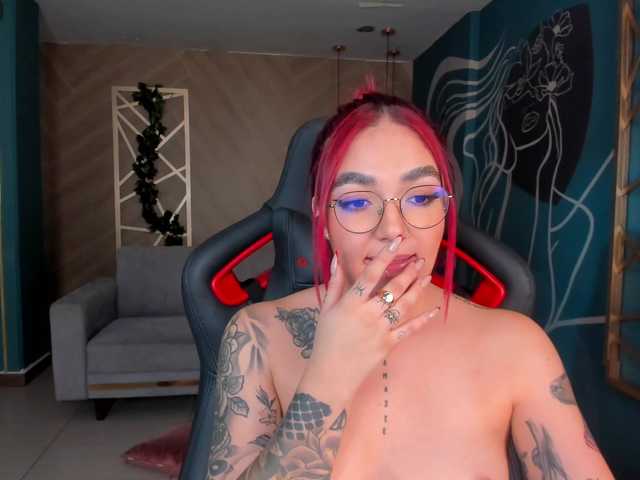 Foton RosalineMay ⭐You like what you see? I can surprise you more♥♥ ​IG: @​Rosalinemay_x ♥♥ At goal: Make me cum!! @remain tks left
