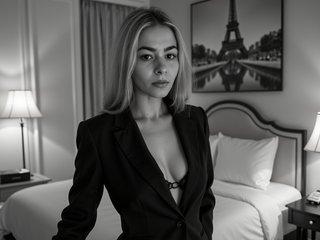 Erotisk videochatt RosieJune