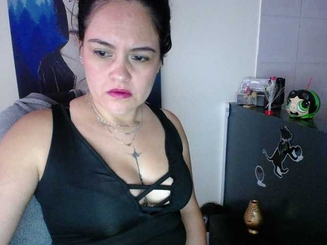 Sändningsbilder RoxaneFox