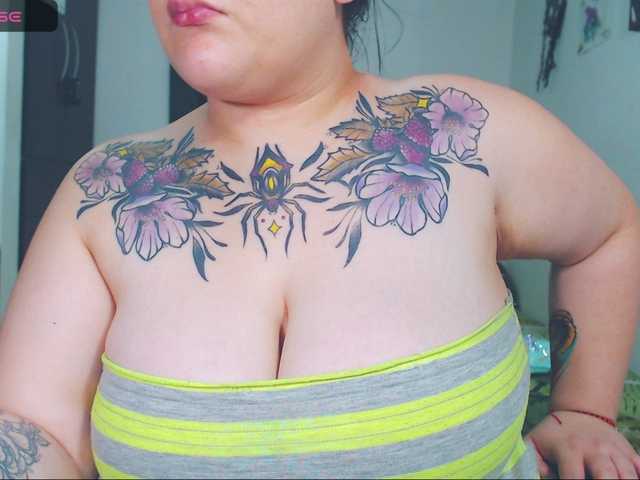 Foton ROXXAN911 Welcome to my room, enjoy it! #fuckpussy #bigtits #bbw #fat #tattoo #bigpussy #latina