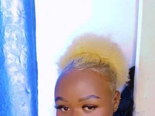 Erotisk videochatt Roxylola23