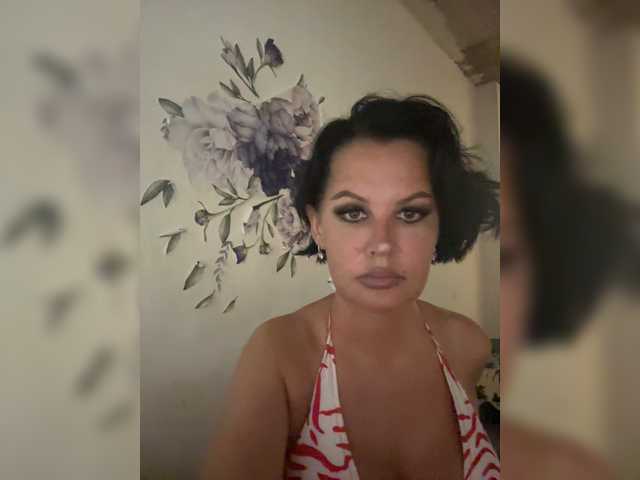 Sändningsbilder RoyalBreasts