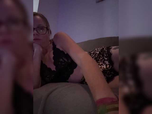 Sändningsbilder ScarlettRedRose