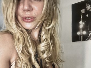Erotisk videochatt SerenaSherwood