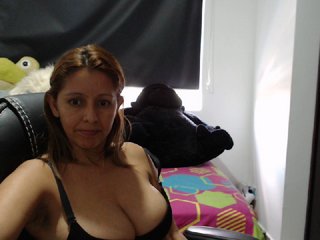 Foton sexy31hellen Hi guys, I'm Andrea welcome to my room naked 100 fichas