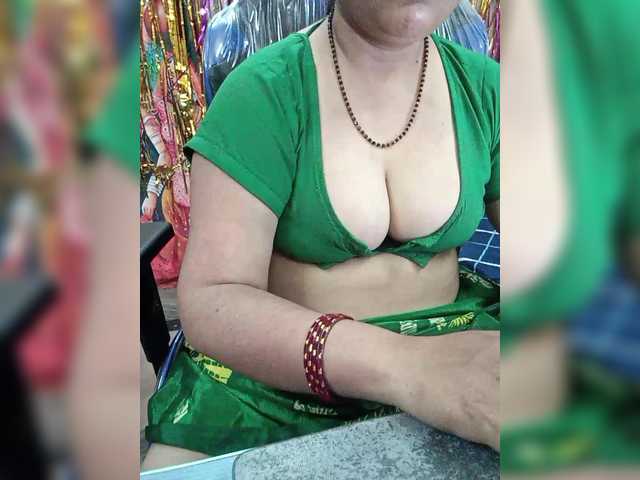 Foton sexycharu MERRY CHRISTMAS Indian# #cute #india #bignipples #asian#bigass#bigboobs#curvy#housewife#hairypussy#wet#panties#hairyarmpit#tease