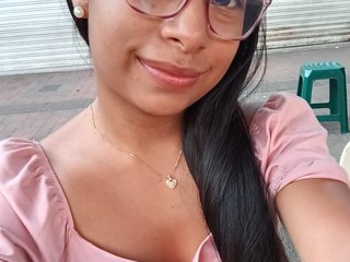 Erotisk videochatt Shaira-mml