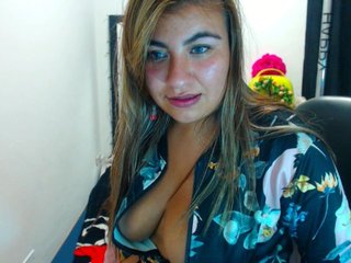 Foton sharon3horny #squirt #latina #dance #dildo #anal #big tits #twerk #legs #masturbation #lush anal ans pussy