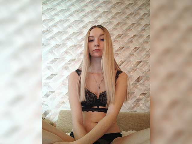 Foton sofia06030 My name is Sofia and i am new girl here , lets play with , dont forget to subscribe and put love)♥️ Saving up for Lovense)