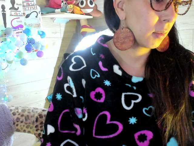 Sändningsbilder sofy_dirtyHot