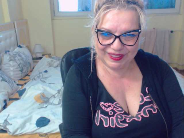 Foton SonyaHotMilf your tips makes me cum and squirt,xoxo