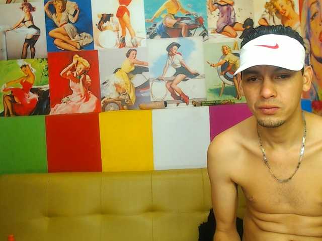 Sändningsbilder sopiaxjames