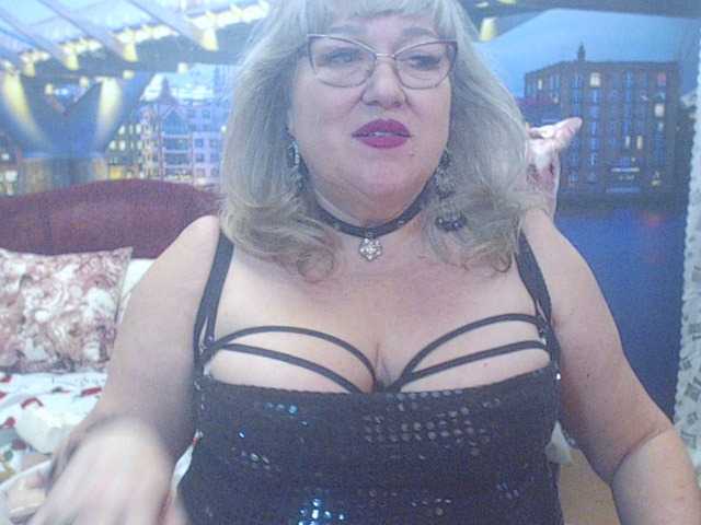 Foton StarMarmela Hi boys!! Cam - 50 Boobs Token - 30 Firm Ass - 35 Wet Pussy Show - 55! Naked-100 SQUIRT only in private! Have a good mood!!!