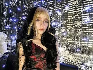 Erotisk videochatt StephaniMarmi