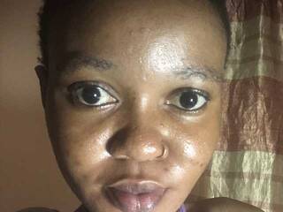 Erotisk videochatt Sweet-Iddah