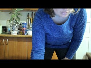 Foton Sweet_Lipss hi i do any show i have more toy for my ass and pussy i have more outfit and heels