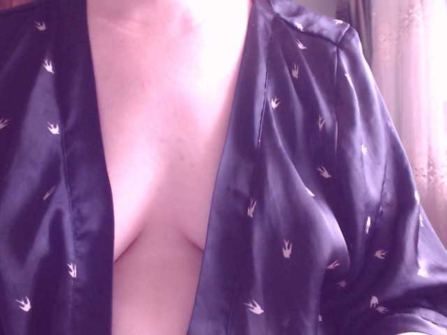 Foton SweetBrunete on samuse ensemble;)? ...xxx...on commence avec 30 tokens seins....et on continue..xxxx