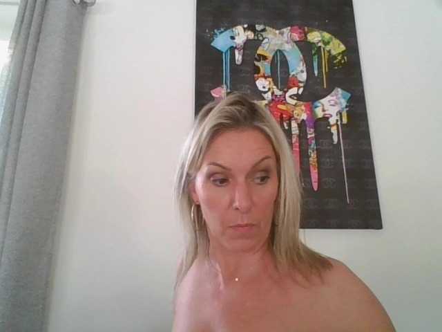 Sändningsbilder sweetladyhot820