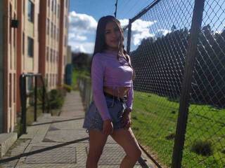 Erotisk videochatt Sweetpeach-2