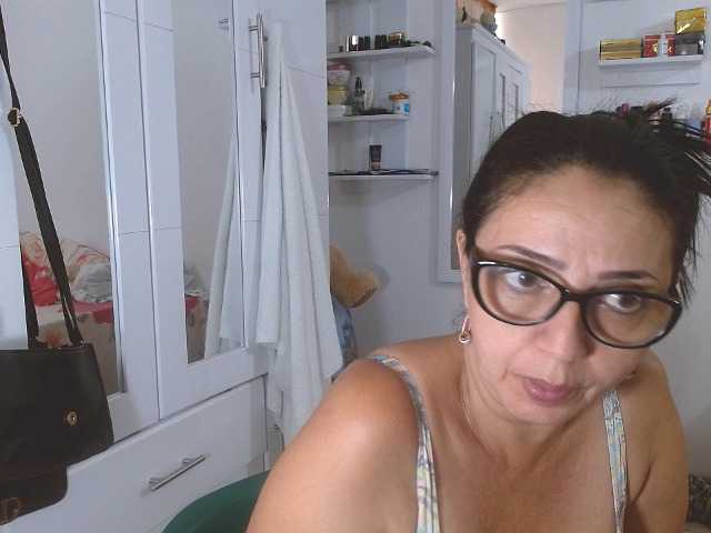 Foton sweetthelmax HAPPY YEAR dear members today is our last day of broadcast I hope it is not the last wish that there will be many more I appreciate your partnership during these 365 days # show cum # show squirts # boobs 65 # ass # 35 # blow job 45 "" "