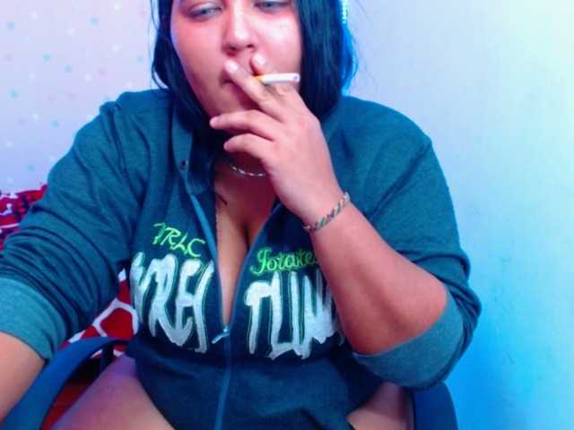 Foton Themistress #findom #smoke #mistress #bigboobs #sph #lovense