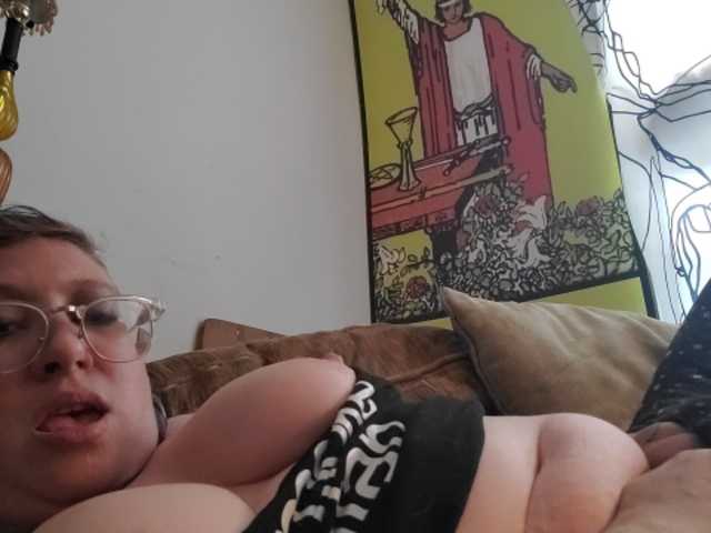 Foton TheSiren Nerdy Goth Punk Milf your tips make me cum & i can SQUIRT