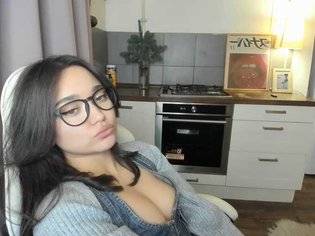 Sändningsbilder Tiffffanyy