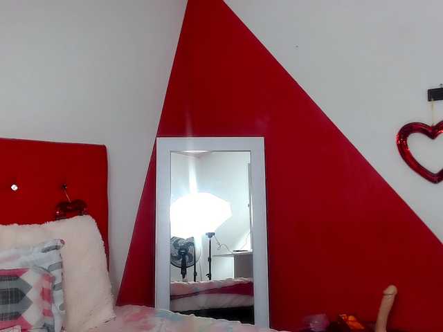 Sändningsbilder tinabrowm