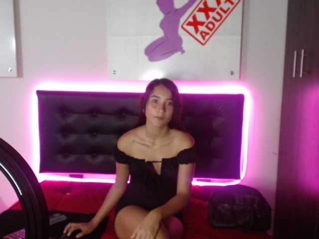 Foton TinnySofi18 Hi, it's my first day, I hope for your collaboration, I follow your advice #latina #skinny #feet #young #daddy #New