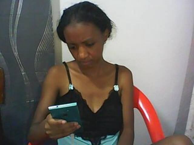 Sändningsbilder tinychloe