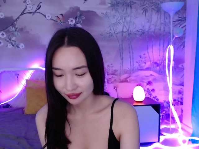 Foton TomikoMilo Have you ever tried royal blowjob or ever hear about this ? Ask me ! My fav vibe level 5,10,20,30,40,50, 66 it goes me crazy #asian #mistress #skinny #squirt #stockings