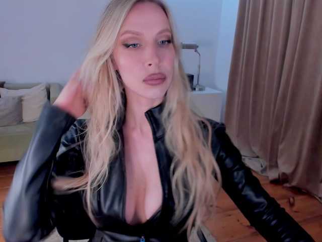 Sändningsbilder ToxicBlonde