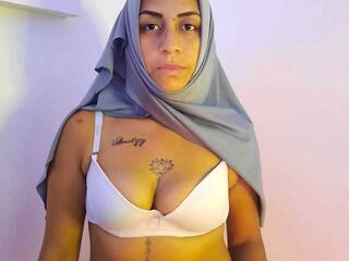 Erotisk videochatt UmaKumar