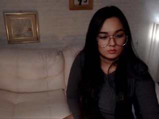 Foton VanesaSmithX1 Teens are hotter than older! Do you agree? Come in and I`ll show you why/ Pvt Allow/ Spank Ass 25 Tkns 482