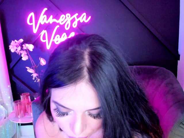 Foton VanessaVega follow me on ig @realvanessavegaCome have fun with me papi♥ random level 88 spank me 69 Like me 22♥ wave 122♥ #squirt #bigboobs #interactivetoy #teen #cum